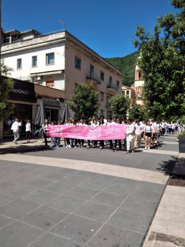 Solidarietà, impegno civile e comunità: Quadrini riconosce il valore della “Walk For The Cure” del Rotaract Club Cassino 1 PHOTO 2025 05 26 11 06 04