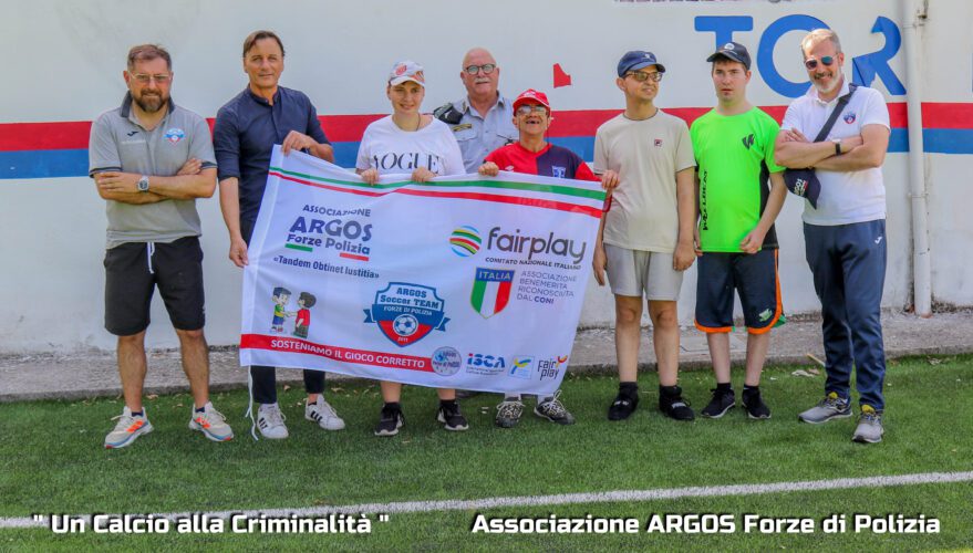 Fonte Nuova - "Un calcio alla Criminalità - No Bullying " calcio d'inizio del Sindaco Umberto Falcioni 1 2 1