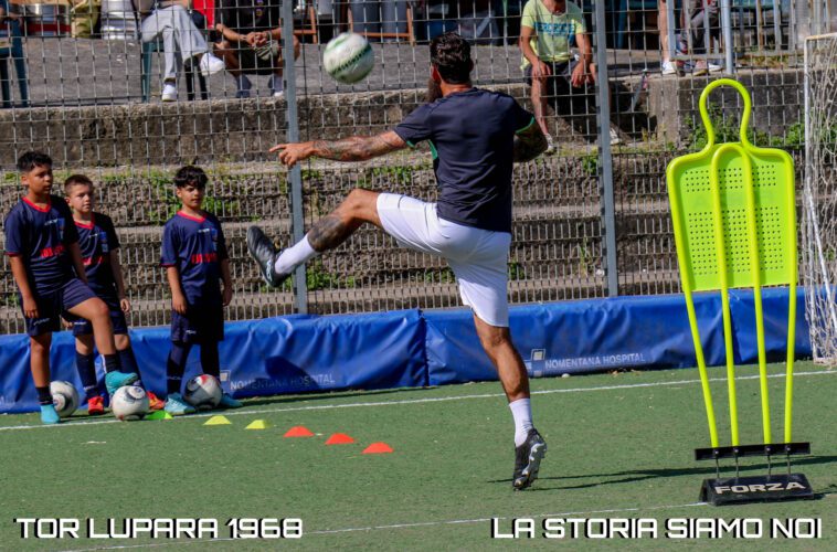 Fonte Nuova - Grande successo allo stadio comunale Domenico Mammoliti arriva Bomber Moscardelli e il suo staff Moscagol Footballclub 4 2N3A7515