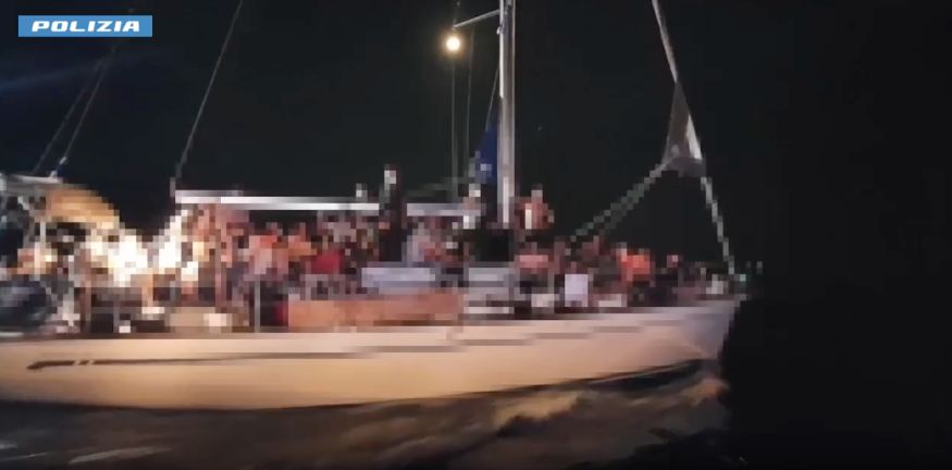 REGGIO CALABRIA: “OPERAZIONE MEDUSA”, scoperta dalla Procura di Reggio Calabria e dalla Polizia di Stato una rete internazionale di trafficanti operante tra Turchia, Georgia, Moldavia e Ucraina, responsabile di decine di sbarchi sulla rotta del Mediterraneo orientale 1 2