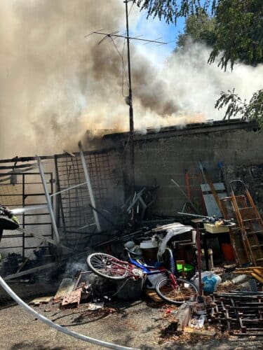 Il casolare in fiamme 3