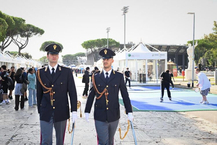 LA POLIZIA DI STATO PRESENTE ALLA XV EDIZIONE DI TENNIS&FRIENDS 2 tennis4