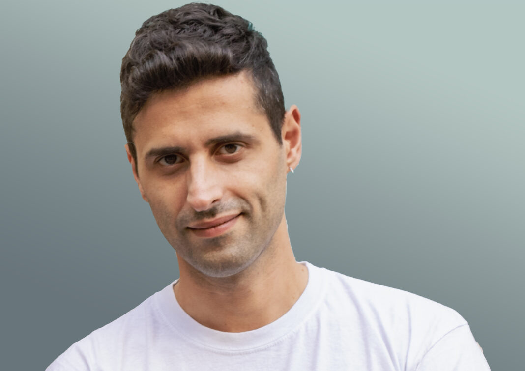 “Auguri e figli maschi?”. Al Teatro Golden i Centouno smontano il mito tra risate e riflessioni con la commedia 