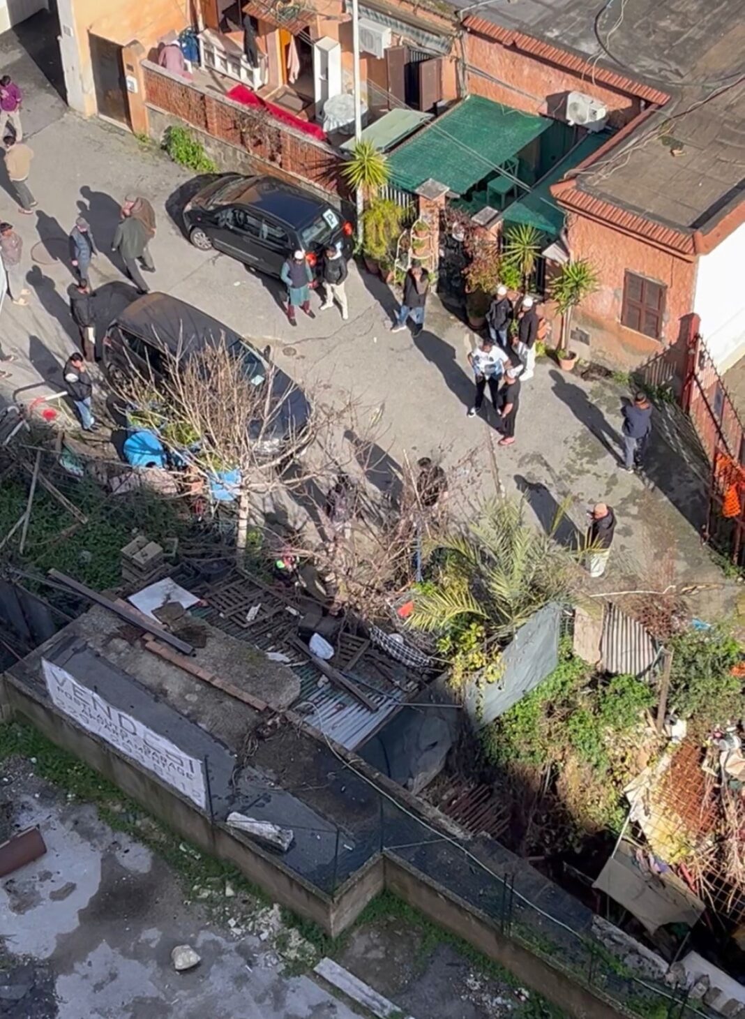 Roma, Maritato e Mussolini denunciano il degrado dell’Ex Borghetto degli Artigiani: in arrivò interrogazione Roma, Maritato e Mussolini denunciano il degrado dell’Ex Borghetto degli Artigiani: in arrivò interrogazione