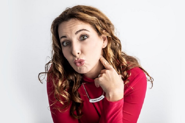 Chiara Becchimanzi: Eroina – non solo stand up comedy show. E se Penelope non avesse aspettato? Chiara Becchimanzi: Eroina – non solo stand up comedy show. E se Penelope non avesse aspettato?