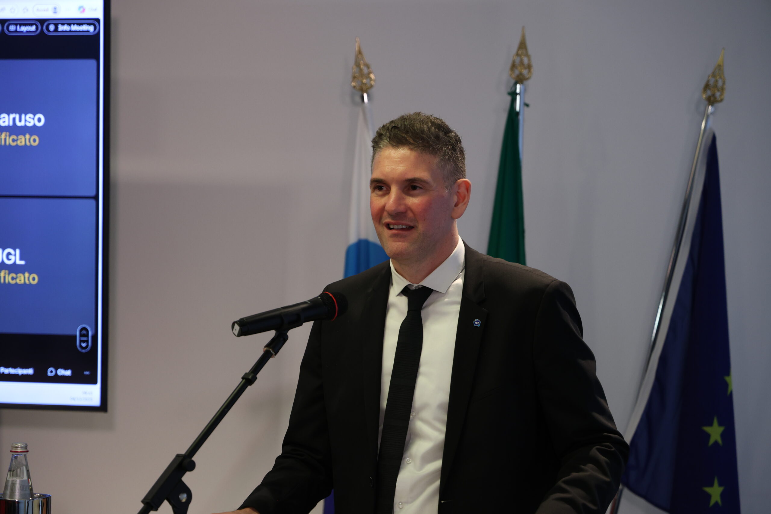 Giuliano (UGL): “Anziani risorse di un popolo, rafforzare reparti di medicina interna e cure territoriali per tutelare le nostre radici” Giuliano (UGL): “Anziani risorse di un popolo, rafforzare reparti di medicina interna e cure territoriali per tutelare le nostre radici”