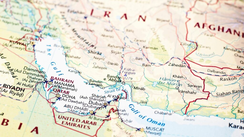 L’Iran chiude nuovamente lo stretto di Hormuz a causa del blocco Usa. Meloni: “Lavoriamo alla stabilizzazione” L’Iran chiude nuovamente lo stretto di Hormuz a causa del blocco Usa. Meloni: “Lavoriamo alla stabilizzazione”