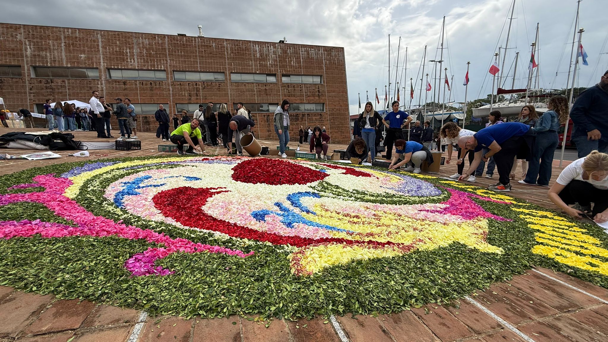 Fiumicino. Festa della mamma tra fiori, giovani talenti e comunità 12 10maggio18