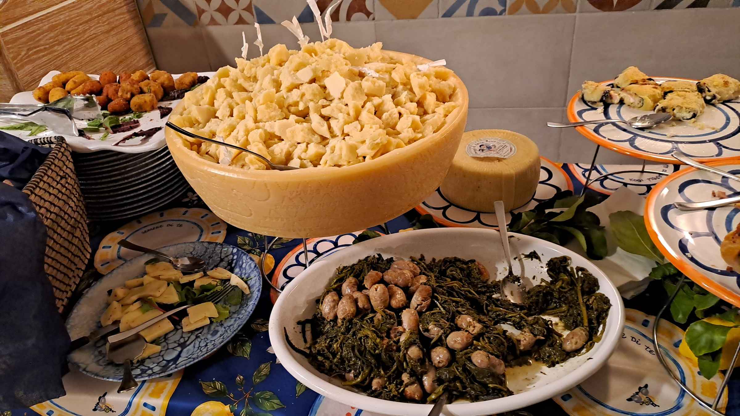 Capri approda a Napoli in via Medina alla Trattoria Caprese 1 20260506 204745