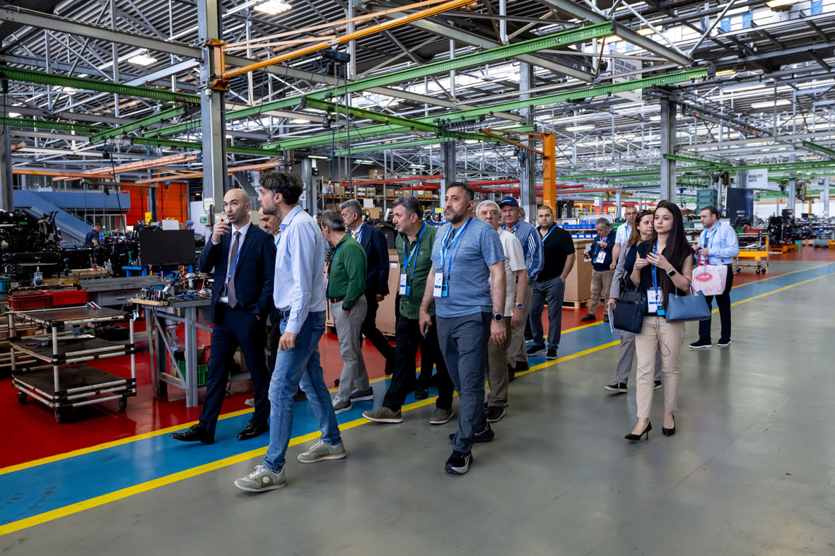 ArgoTractorsTurkey Fabbrico assembly line