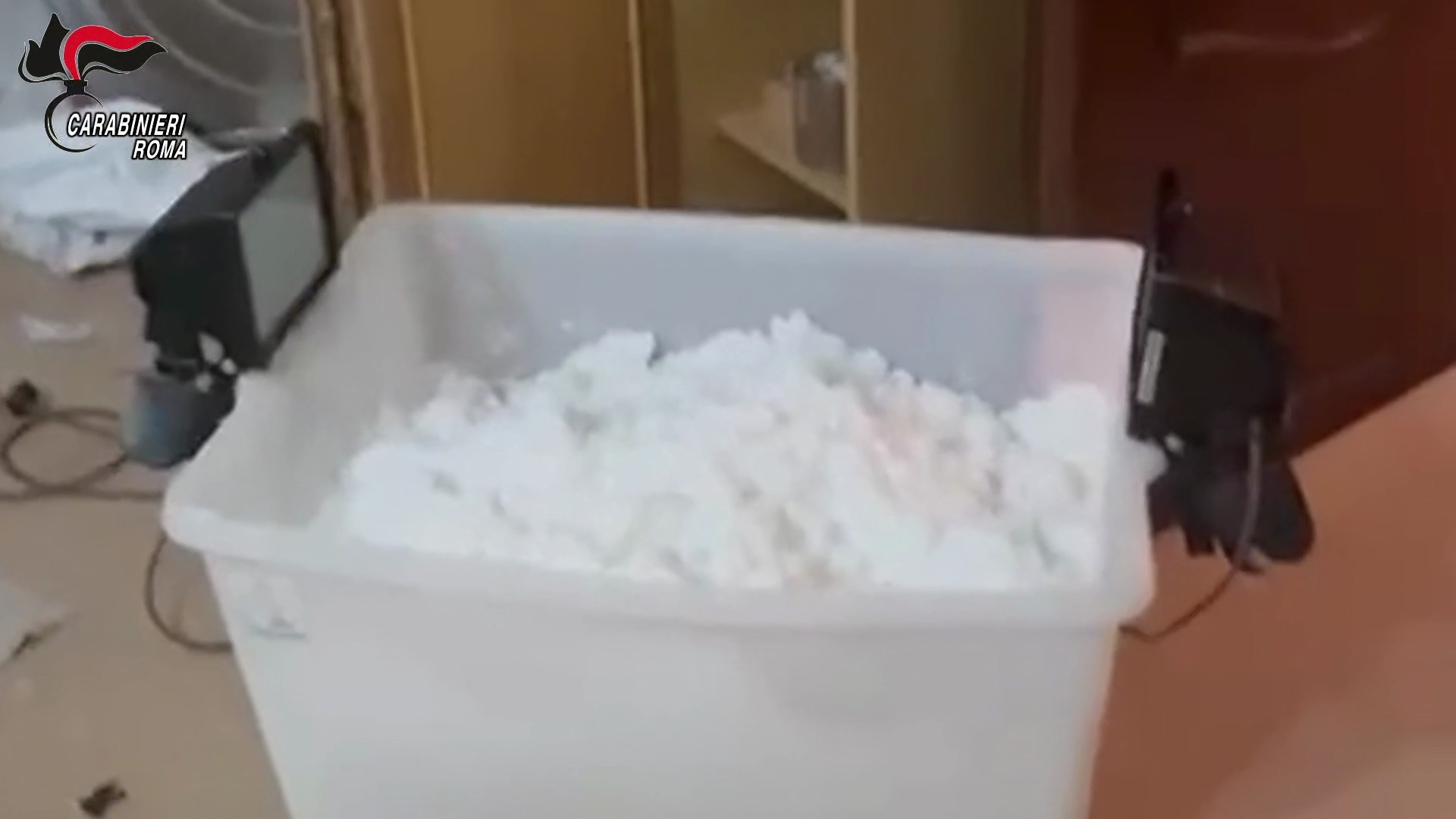 MAXI OPERAZIONE ANTIDROGA DI CARABINIERI E DDA, 4 FERMI PER ASSOCIAZIONE DEDITA AL TRAFFICO INTERNAZIONALE DI STUPEFACENTI 2 CIVITAVECCHIA Fermo del PM per raffineria droga 3