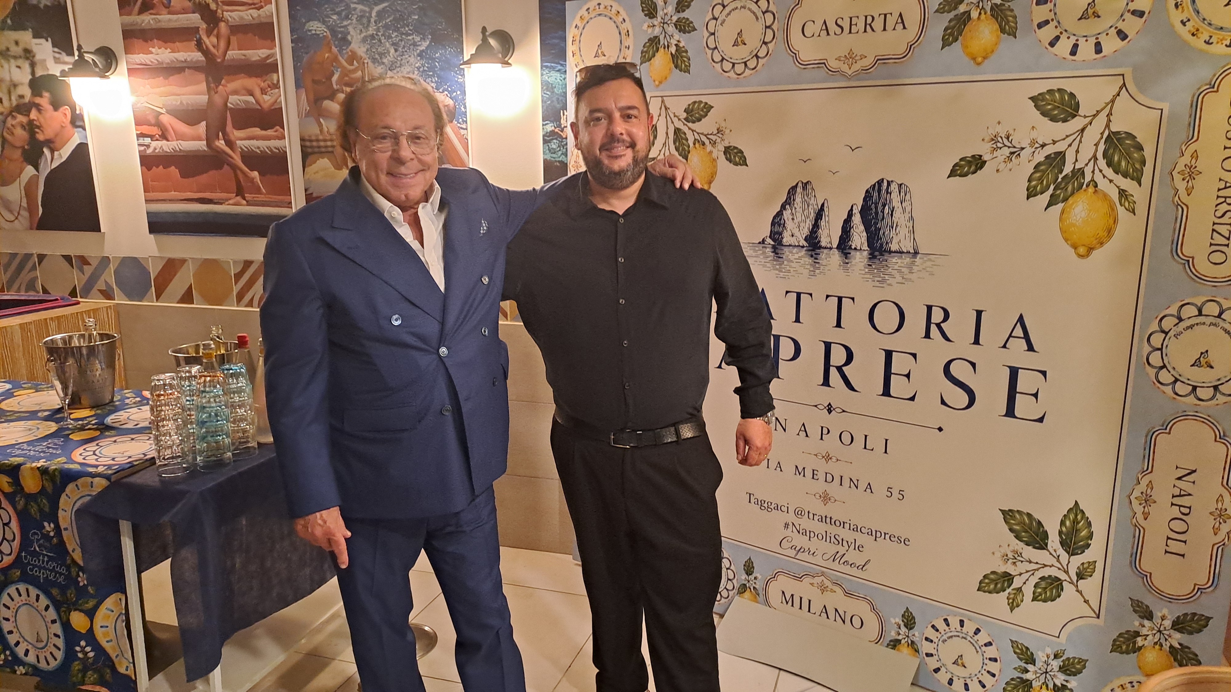 Capri approda a Napoli in via Medina alla Trattoria Caprese Capri approda a Napoli in via Medina alla Trattoria Caprese