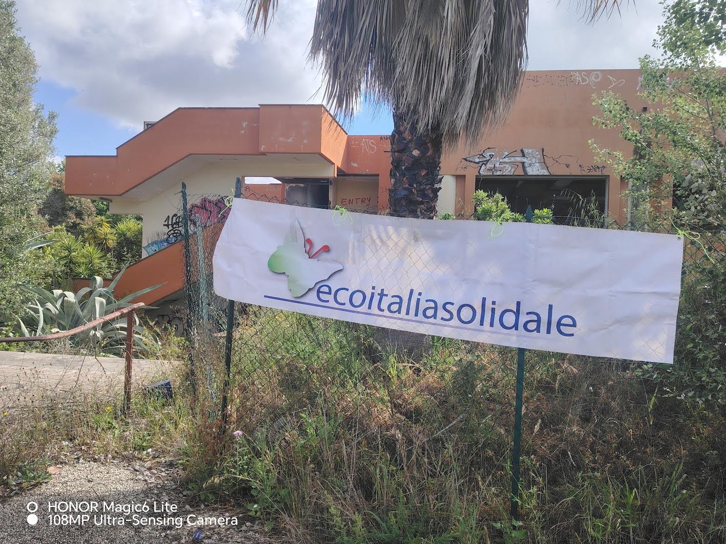 PARCO DELLA MADONNETTA, SOPRALLUOGO DI ECOITALIASOLIDALE CON LA MADRE DI RICCARDO PICA: “AREA SEMPRE PIÙ PERICOLOSA, SERVONO INTERVENTI IMMEDIATI” 4 Mad. 3
