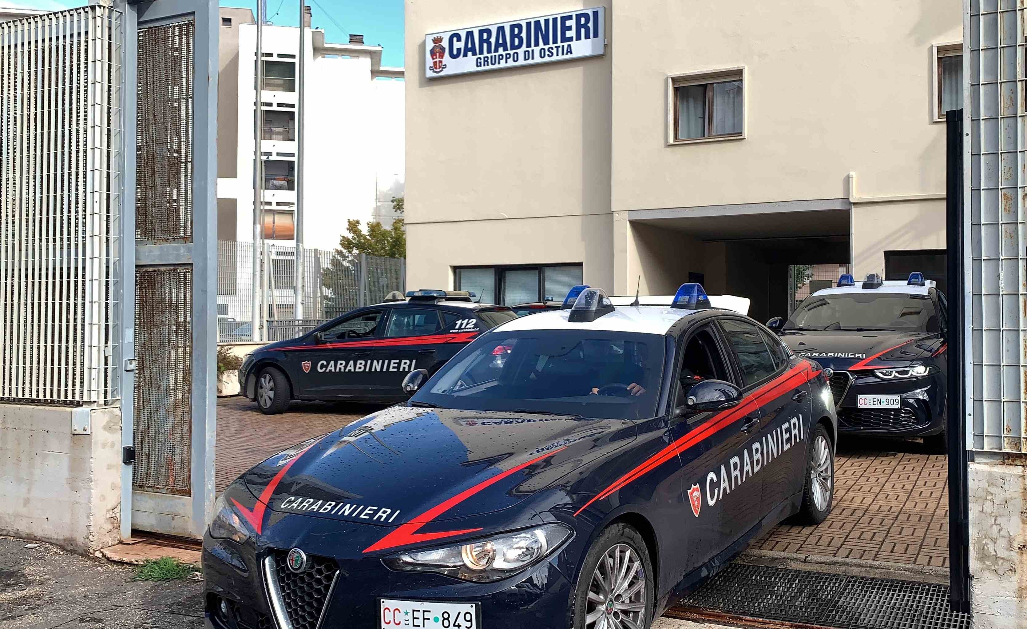 OSTIA - SEQUESTRI DI PERSONA, TORTURE E BOMBE SUL LITORALE ROMANO 3 OSTIA Operazione dei Carabinieri di Ostia 6