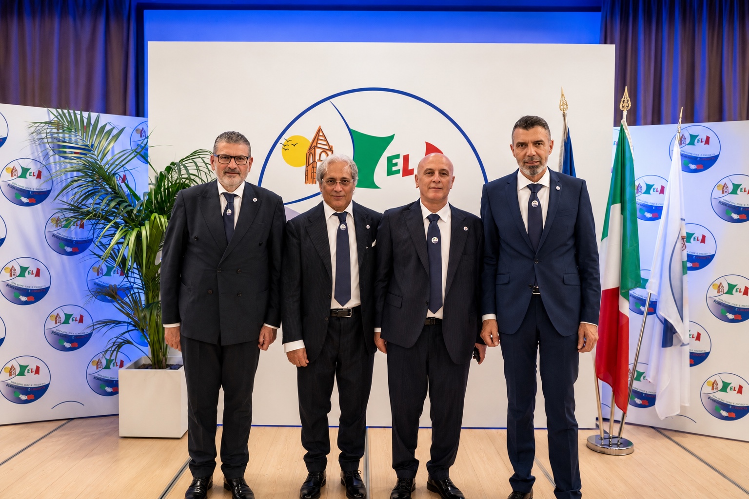 Evoluzione e Libertà, grande successo per la prima Assemblea Nazionale Evoluzione e Libertà, grande successo per la prima Assemblea Nazionale