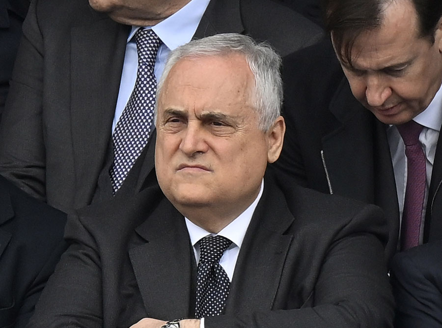 “I giocatori della Lazio in campo si cacano sotto, se avessero i miei attributi…”. L’AUDIO del Lotito show “I giocatori della Lazio in campo si cacano sotto, se avessero i miei attributi…”. L’AUDIO del Lotito show