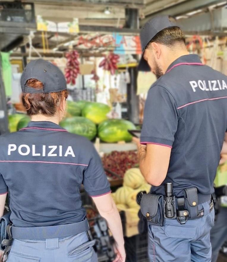 ROMA. MERCATO MONTE MARIO: NUOVA AZIONE CONGIUNTA COORDINATA DALLA QUESTURA A TUTELA DEI CONSUMATORI ROMA. MERCATO MONTE MARIO: NUOVA AZIONE CONGIUNTA COORDINATA DALLA QUESTURA A TUTELA DEI CONSUMATORI